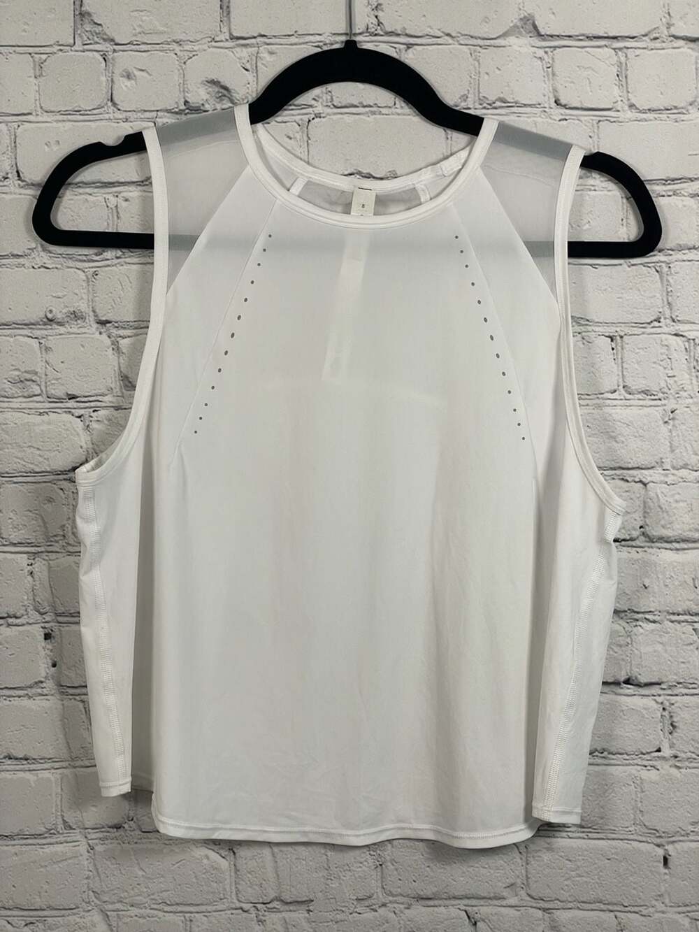 Lululemon Sculpt Cropped Tank Classic Fit Reflective Detail Size 8 - Picture 3 of 6